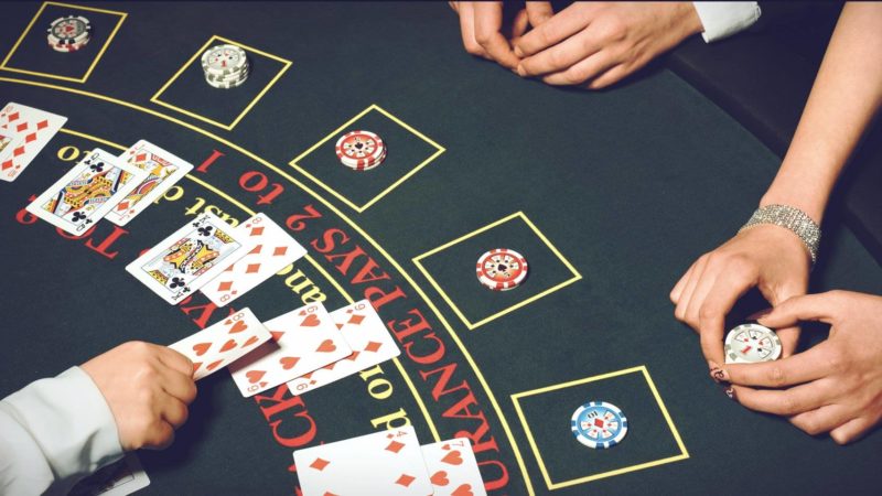 Blackjack and different variations that people can play in casinos or online